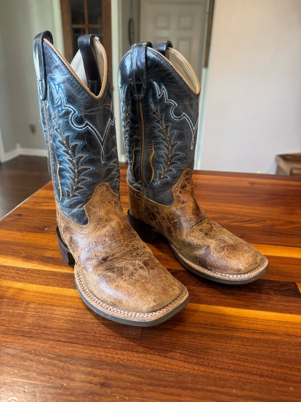Old West Brown & Black Boys' Western Cowboy Boots with Blue Embroidery